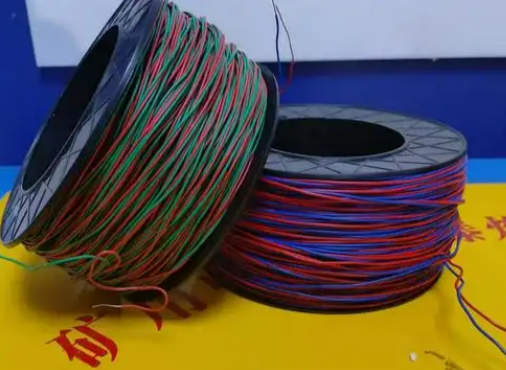 宁晋放炮线的主要材质有哪些？不同材质的适用场景有何区别？